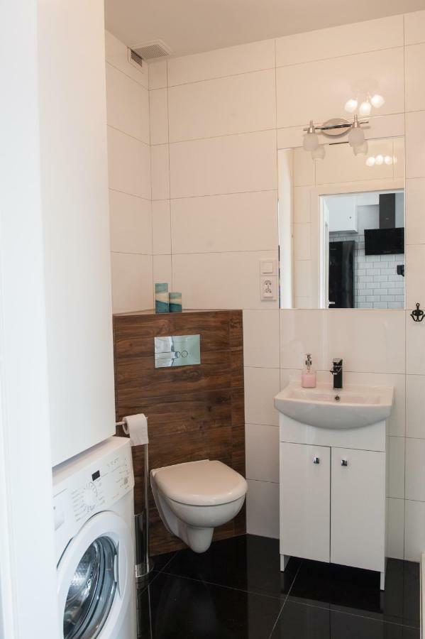 Apartament Winogrady Hawelanska Poznan Exterior photo